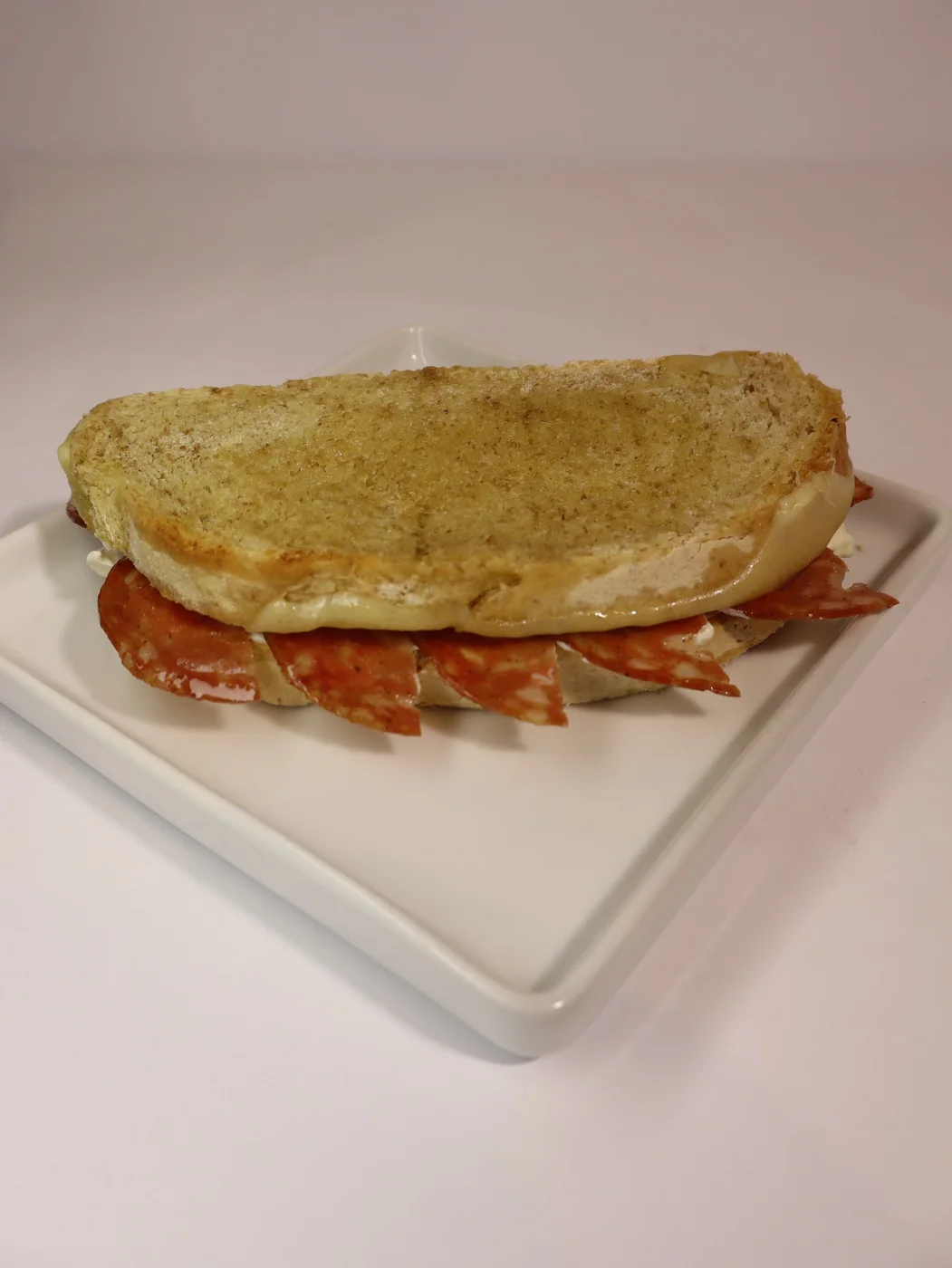 Sanduíche salame