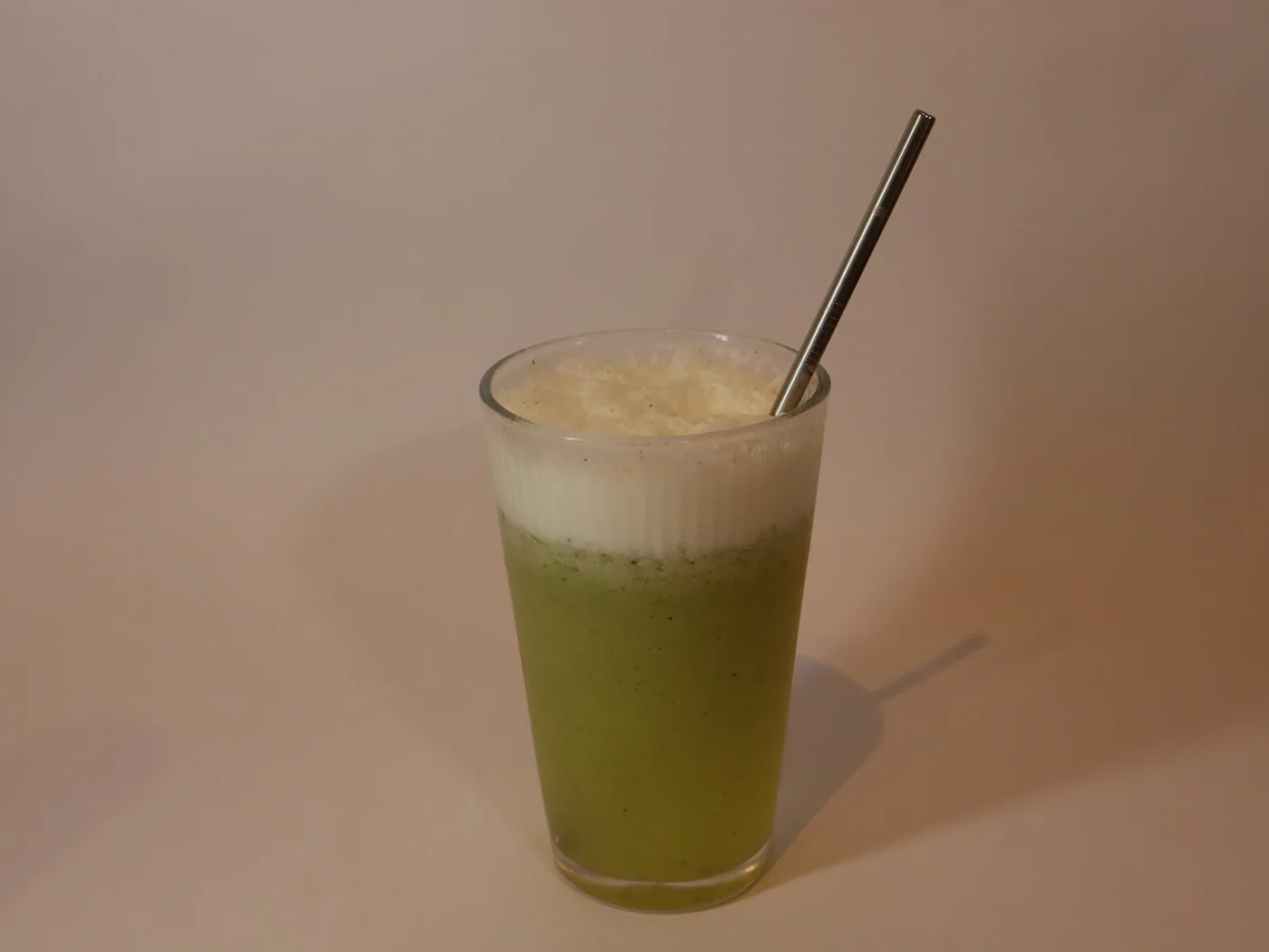 Suco de abacaxi com hortelã