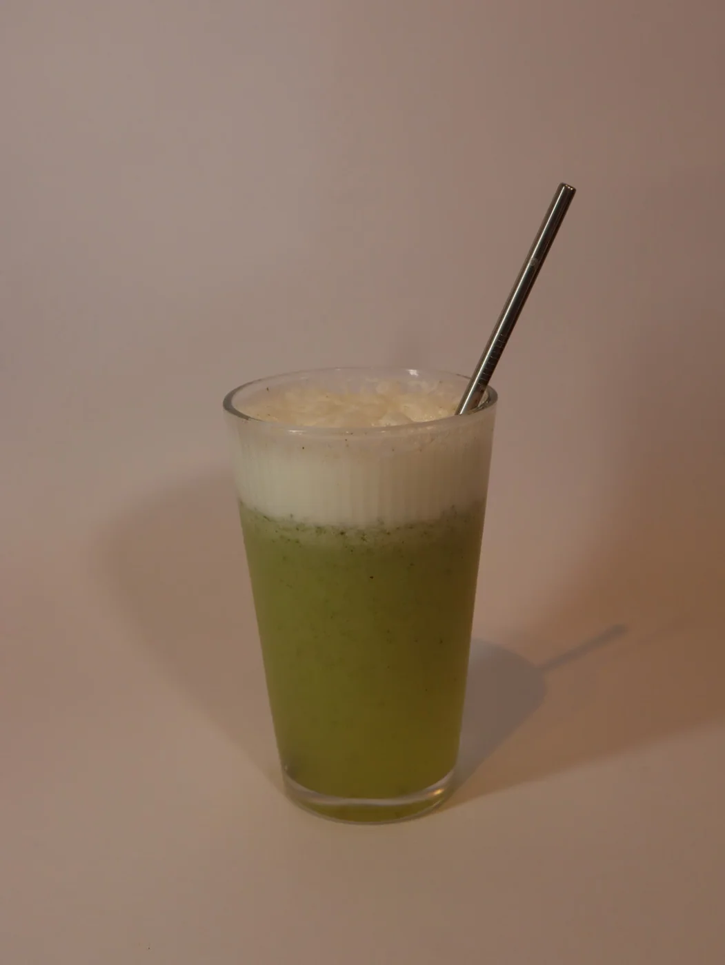Suco de abacaxi com hortelã