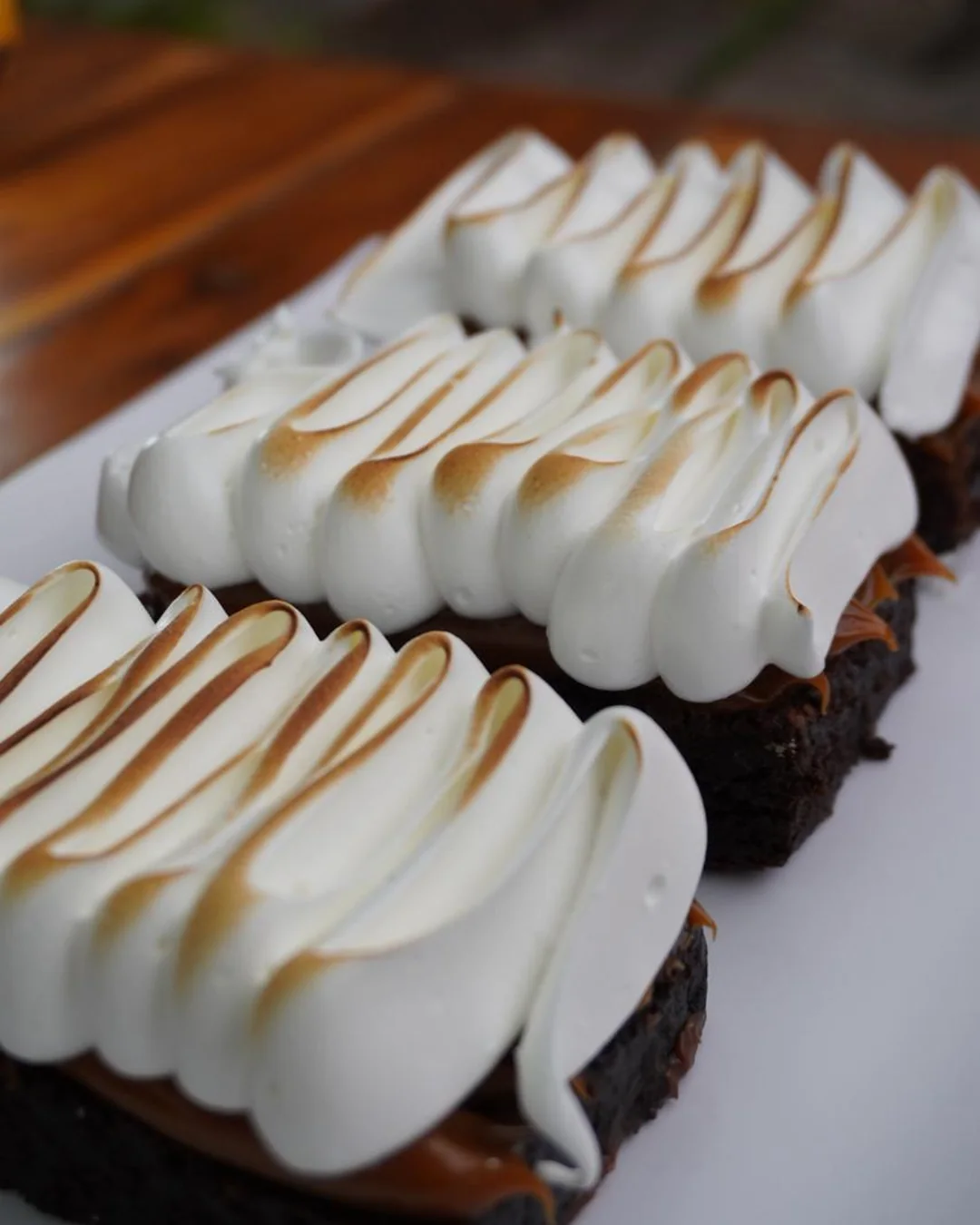 Brownie com doce de leite